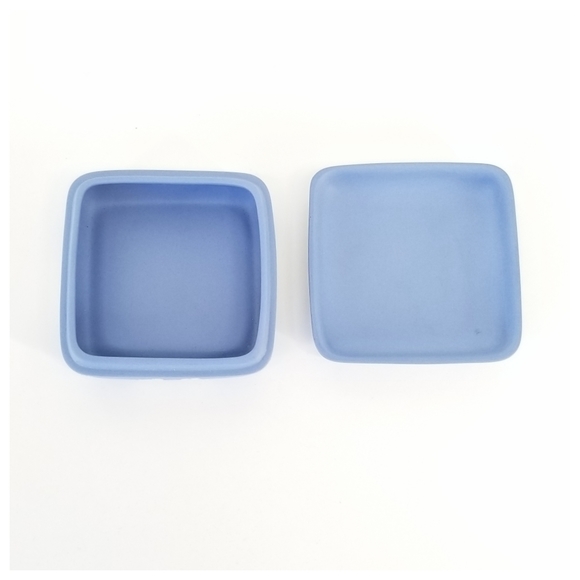 Wedgewood Blue Jasperware Trinket Box - Picture 6 of 7